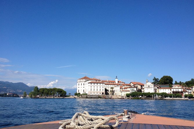 Stresa to Isola Bella Hop-On Hop-Off Boat Ticket - Visitor Experience: Strengths and Limitations