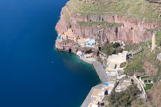 Stress-Free Santorini Shore Excursion: Private Highlights Tour - Experiencing Red Beach’s Unique Landscape