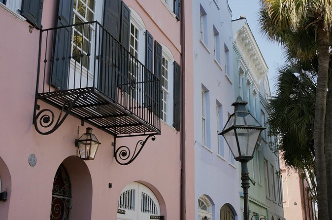 Stroll Historic South of Broad in Charlestons Walled City - Inside Charleston’s Historic Downtown