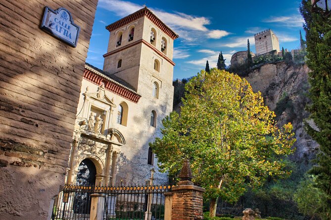 Stroll through Granada: historic center and Albayzín - Key Points