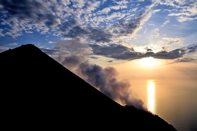 Stromboli: sunset trekking to Sciara del Fuoco - Ashàra - Starting Point and Meeting Details on Stromboli