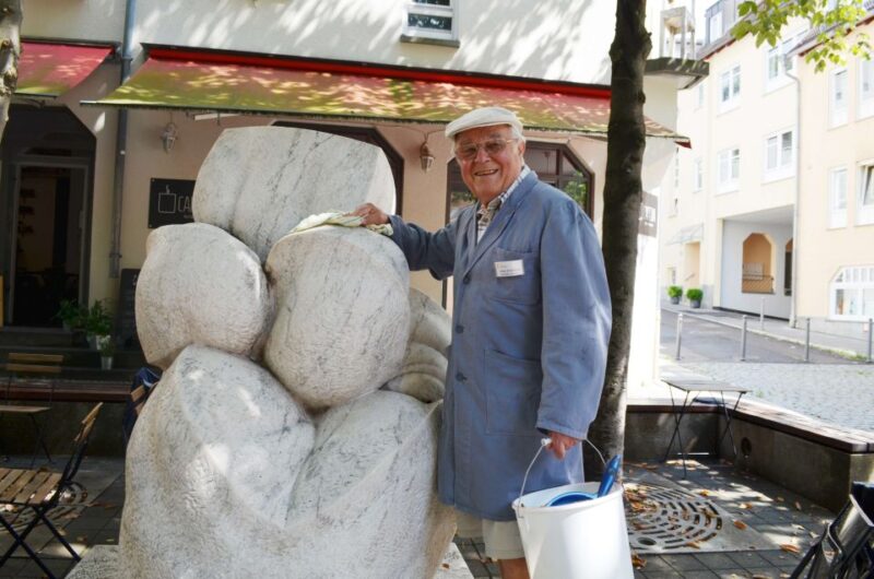 Stuttgart: "Kehrwoche" Tour in Swabian - Key Points