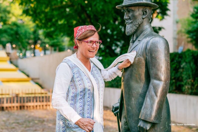 Stuttgart: "Kehrwoche" Tour in Swabian - Exploring Stuttgart’s City Center and Bean Quarter