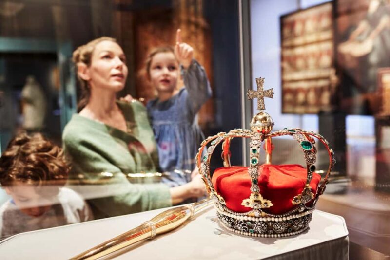 Stuttgart: Landesmuseum Württemberg Old Castle Entry Ticket - The Digital Guide and Multimedia Stations