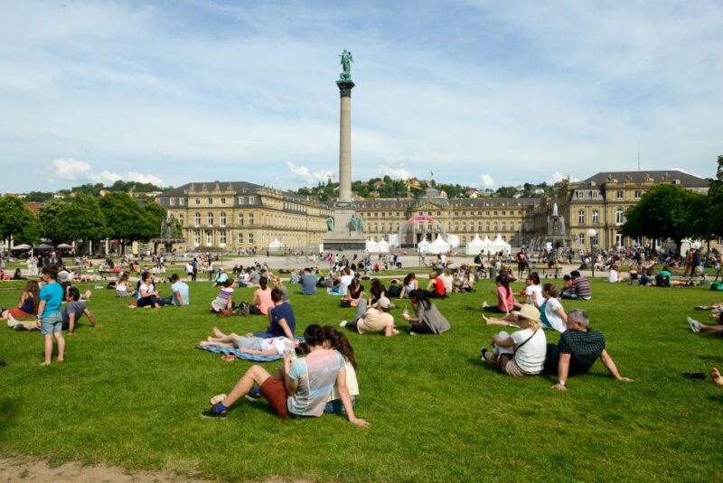 Stuttgart: Old Town Highlights Guided Walking Tour - Key Points