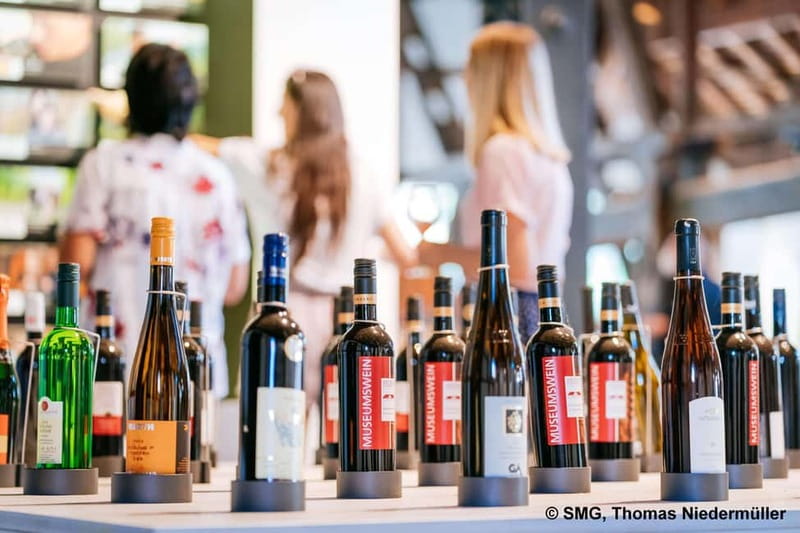 Stuttgart: Taster tour of the Wine Museum incl. 0.1 l wine - An Intimate Peek into Stuttgart’s Wine Culture