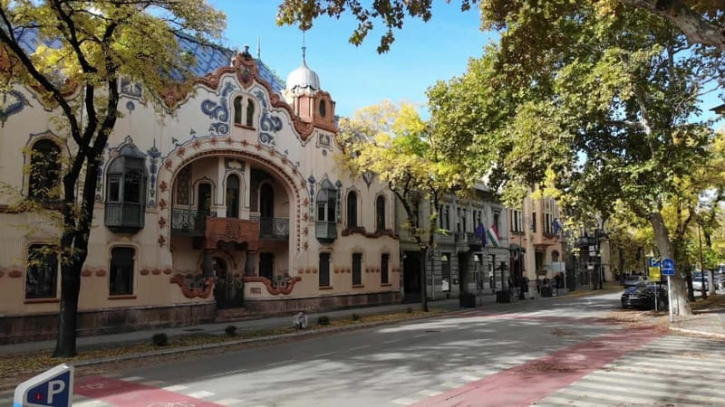 Subotica: Jewish Heritage Walking Tour - Visiting the Religious and Civic Landmarks