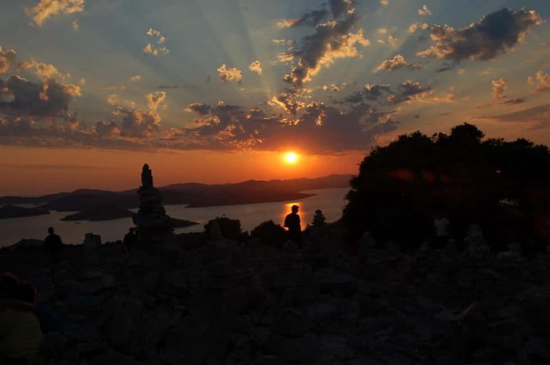 Sukosan: 7-Day Dalmatia Yacht Cruise Croatia. Luxury jacht. - Relaxing on a Luxury Yacht with an Experienced Crew