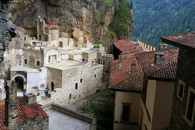 Sumela Monastery, Zigana and Hamsiköy Village Tour - Visiting Sumela Monastery: A Historic Icon in Altindere National Park