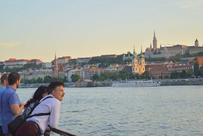Summer Daytime Cruise on the Danube with Drink Options - Accessibility and Practical Tips