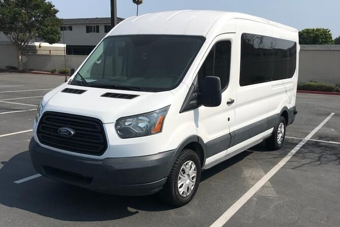 Summit Ski Resort to Seattle Field BFI Departure Private Transfer - Efficient Private Transfer from Summit Ski Resort to Seattle Field BFI