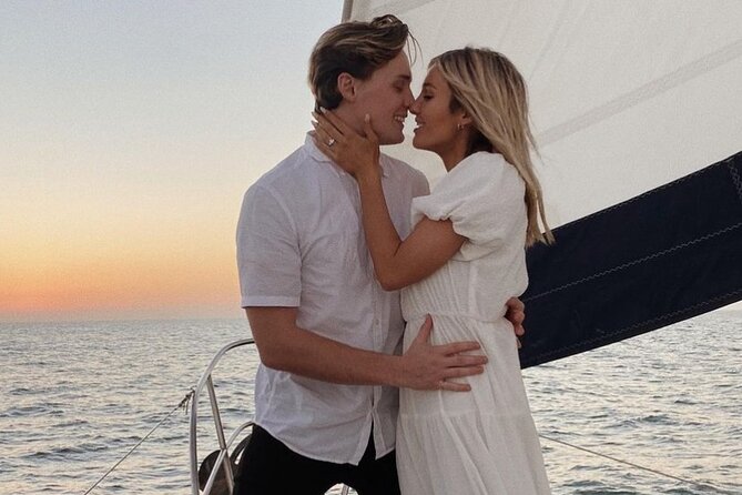 Suncoast Sailing's Sunset Sailing Experience! - The Boat and Its Features