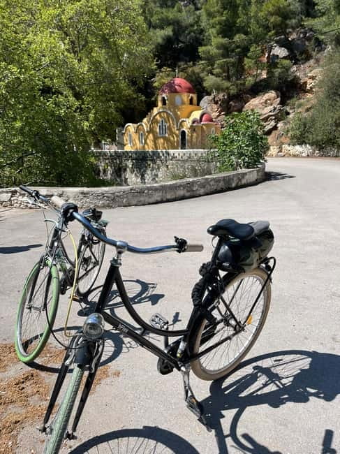 Suncycling Athens: Rent a Bike and Explore the City - Cost-Effective and Stress-Free Athens Exploration