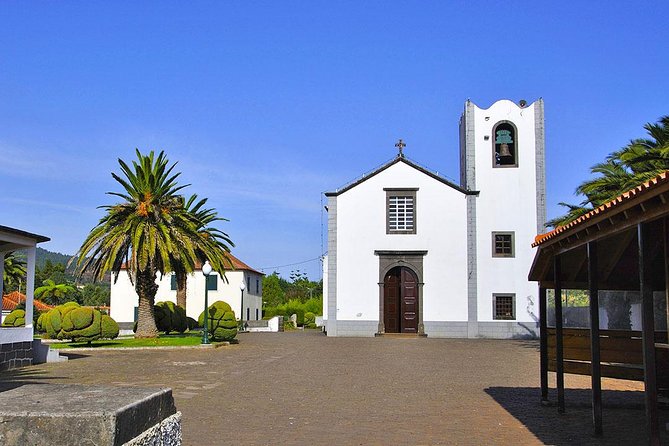 Sunday Market and Gardens Tour - Key Points