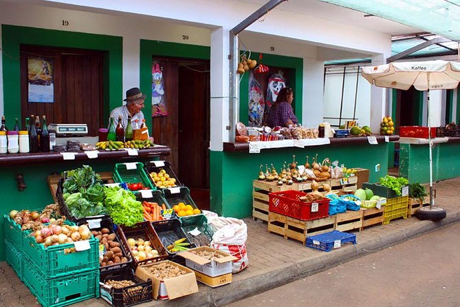 Sunday Market and Gardens Tour - Starting the Tour with Hotel Pickup in Funchal