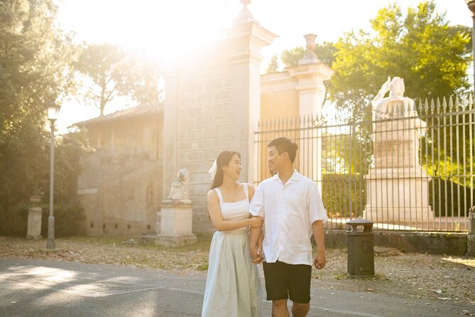 Sunny Photoshoot with a Local in the Heart of Rome - High Praise from Past Clients