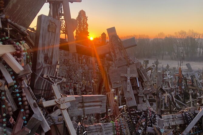 Sunrise at the Hill of Crosses - 2 countries in 1 day - Starting Point and Transportation Logistics