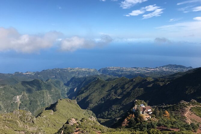 Sunrise Pico do Areeiro to Stairway to Heaven (Private) - Frequently Asked Questions