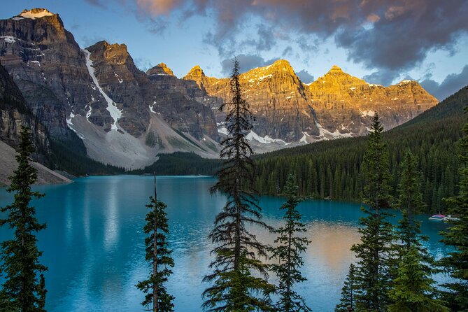Sunrise Tour Moraine Lake Lake Louise from Canmore/Banff - Castle Mountain’s Dramatic Presence