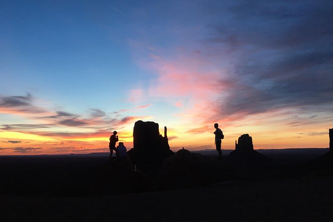 Sunrise Tour of Monument Valley - Sunrise Tour of Monument Valley Offers a Scenic Dawn Experience