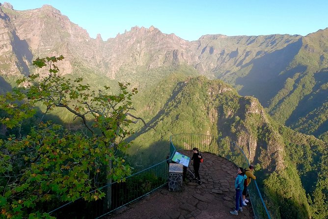 Sunrise Tour @ Pico Do Areiro | Half Day 4x4 Tour - Who Will Enjoy This Tour Most?