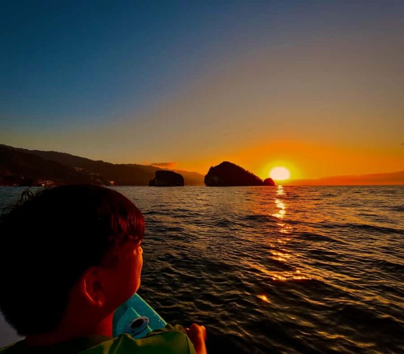 Sunset and Bioluminescence Boat Tour at Los Arcos Islands - Sunset Views at Los Arcos Marine Sanctuary