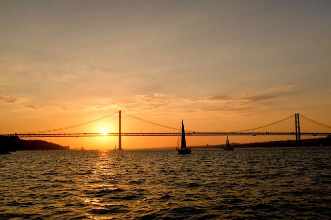 Sunset and Sea Food in Cacilhas - Discover Lisbon’s Hidden Coastal Charm with Sunset and Seafood in Cacilhas