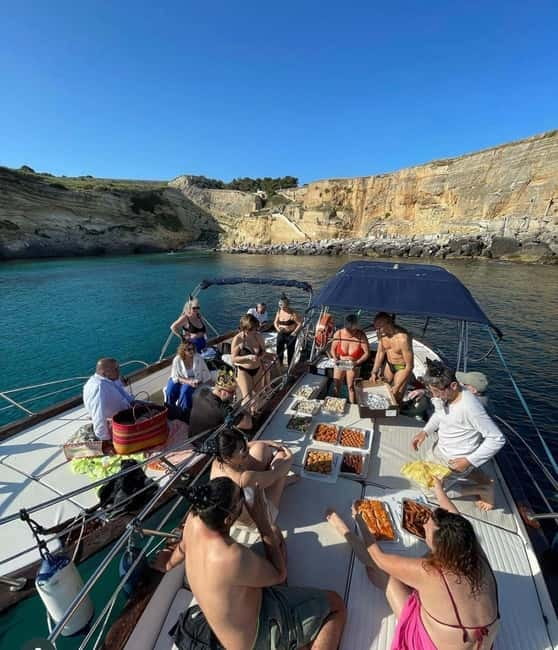 Sunset Aperitif on a Boat Castro - Who Will Love This Sunset Boat Trip?
