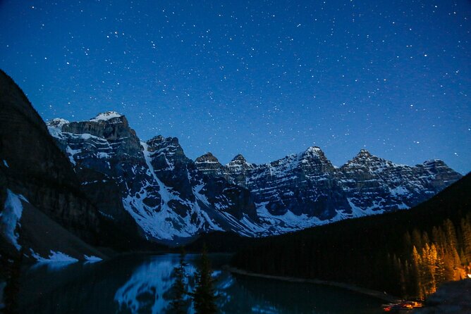 Sunset at Moraine Lake & Stargazing Tour from Canmore/Banff - Reveling in Uncrowded Moraine Lake and Wildlife Encounters