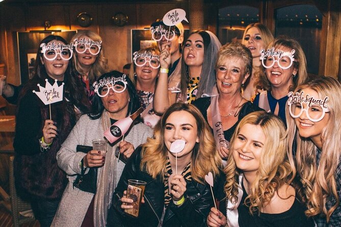 Sunset Boat Tour with Unlimited Drinks in Warsaw - Key Points