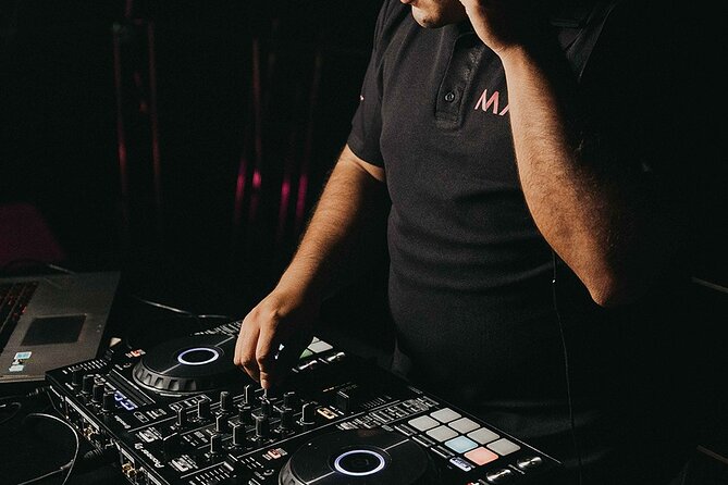 Sunset Cancun Mayey Premium Dinner with cocktails included - Additional Costs and Considerations