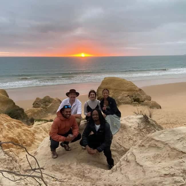 Sunset Coast Tour w/ Champagne & Dinner - Key Points