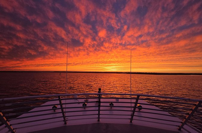 Sunset Cruise Fort Lauderdale  Premium Experience-Skyline Views - Who Will Enjoy This Sunset Cruise?
