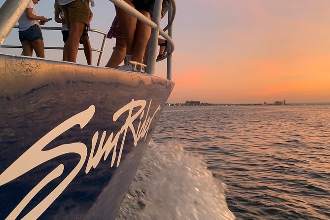 Sunset Cruise in La Paz - Watching the Sun Set Over Pichilingue Beach and Espiritu Santo Island