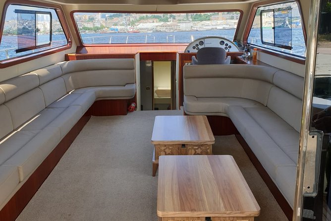 Sunset Cruise on Luxury Yacht in Istanbul Bosphorus - Crossing the Bosphorus Bridges: From the Fatih Sultan Mehmet Bridge to the Anadolu Fortress