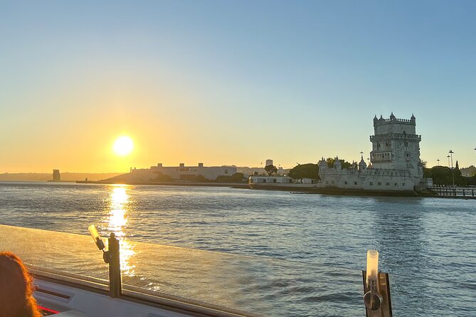 Sunset cruise on Tagus river with Welcome Drink included - Lisbon Landmarks from the Water: The Itinerary and Major Stops