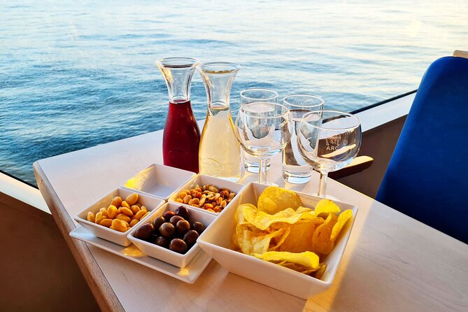 Sunset cruise on Tagus river with Welcome Drink included - The Value and Customer Satisfaction