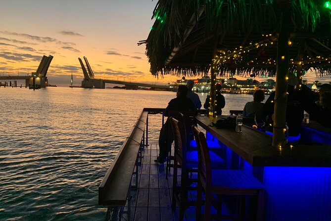 Sunset Cruise to Johns Pass, Madeira Beach, St Pete Beach - Who Will Love This Sunset Cruise?