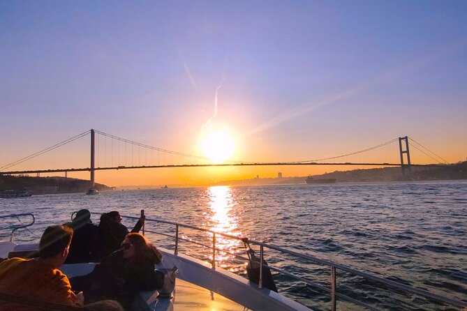 Sunset Cruise with Dinner in Bosphorus - Key Points