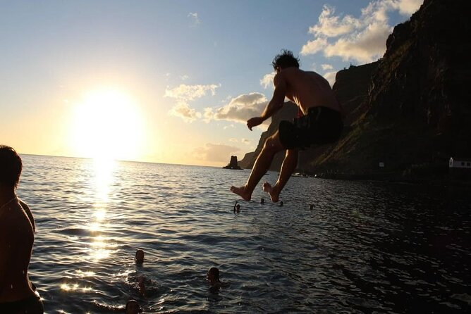Sunset Cruise with Dinner on Board - Discover the Sunset Cruise with Dinner on Board in Madeira