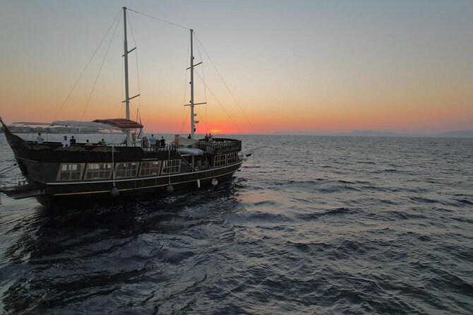 Sunset Cruise with Greek BBQ & Unlimited Aperol Spritz, Beer Wine - Food and Drinks: Greek BBQ and Unlimited Alcohol