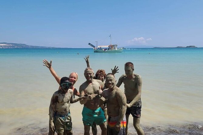 Sunset cruise with snack & wine from Argostoli - Scenic Sailing to Nisída Vardiánoi for Sunset and Greek Dinner