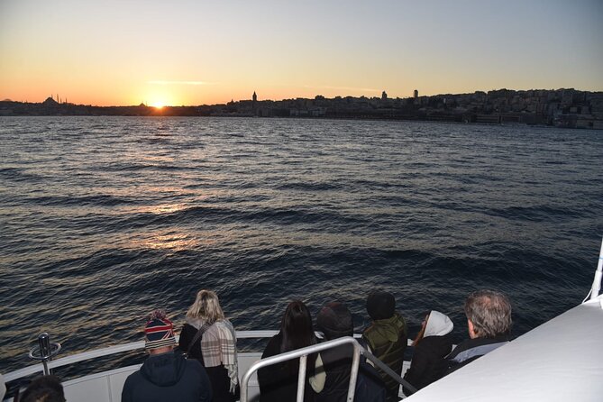 Sunset Cruise with Stop along Asia: Discover Istanbul's Bosphorus - The Experience on the Boat
