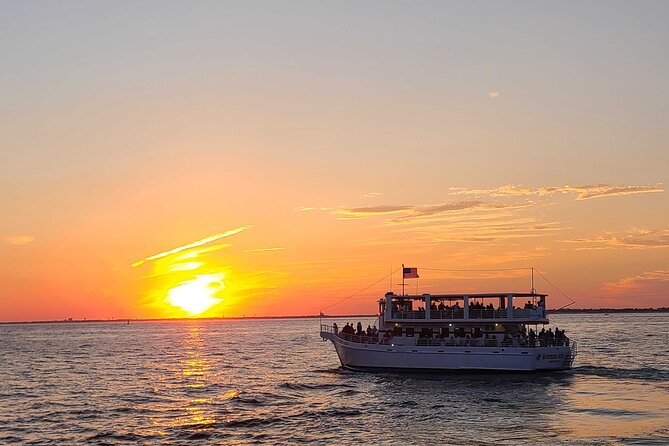Sunset Dolphin Cruise in Destin - Experience the Best of Destin’s Emerald Coast on a Sunset Dolphin Cruise