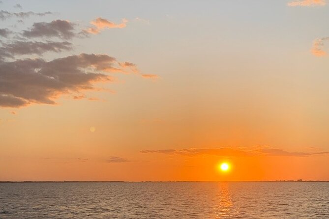 Sunset Dolphin Cruise with Sanibel Lighthouse Views - Stops Along the Route: Notable Waterway Encounters