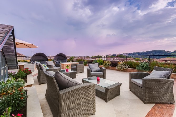 Sunset drinks on the rooftops of Rome - Key Points