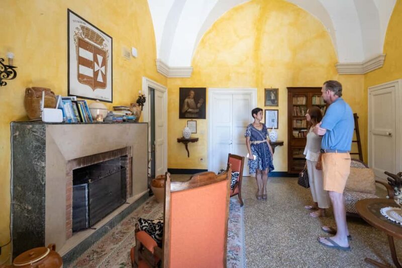 Sunset Escape in Lecce: Vineyard Picnic with Wine Tasting - Key Points