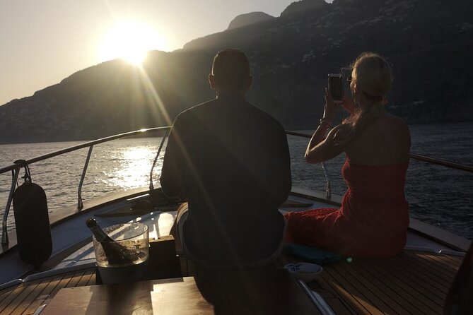 Sunset Group Boat Tour from Positano or Praiano - Departing from Positano or Praiano for Spectacular Coastal Views