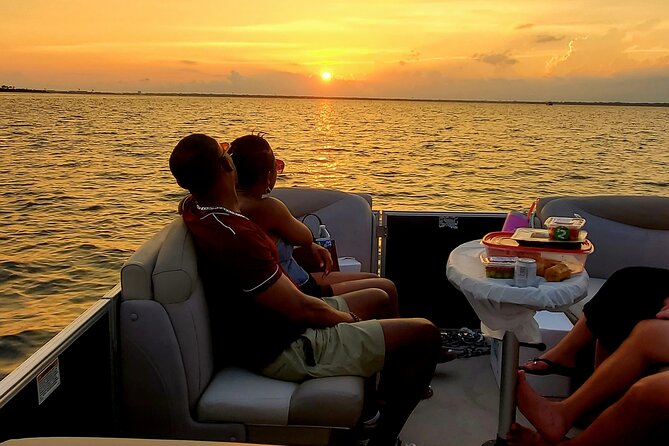 Sunset / Harbor & Bay Cruise in Destin with Complimentary Wine - The Experience on the Water