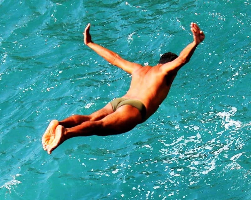 *Sunset High Diver Show 3Course Dinner 2 Drinks Diff Options - Best Views at La Perla Super Club with the "Best View Table"